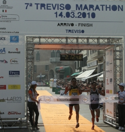 andriani_caimmi_arrivo_treviso2010.jpg