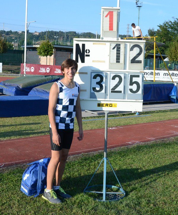 forato-a-campione-asta.jpg