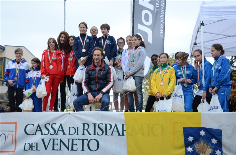 m-mezza-paese-2011-197.jpg