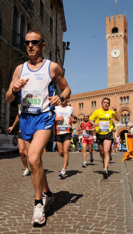 treviso_passaggio_in_piazza_dei_signorib.jpg