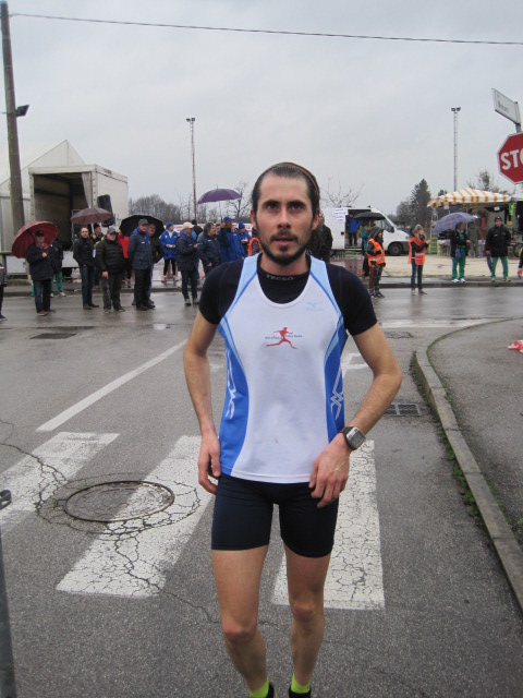 alvaro-zanoni-leader-degli-11-km.JPG