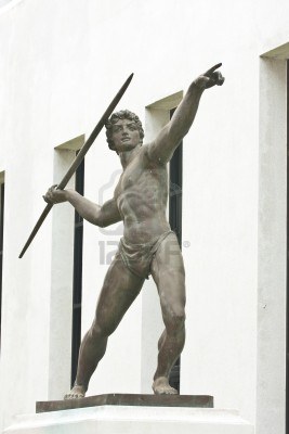 8017901-statua-scultura-di-atletica-leggera.jpg