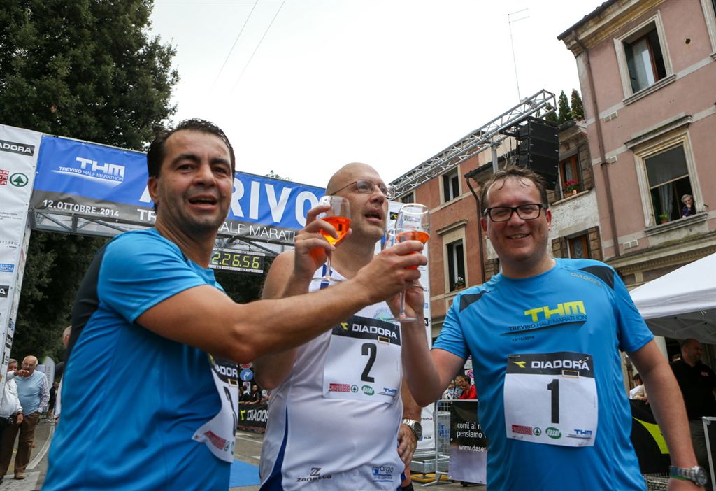 thm14_il_brindisi_dei_tre_sindaci_b.jpg
