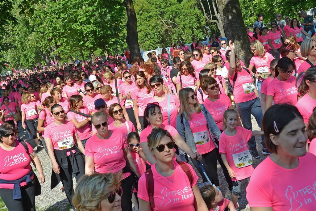 thumbnail_b_treviso-in-rosa-2016_partenza-jpg.jpg